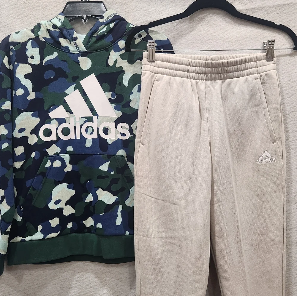 🆕️ Adidas Hoody & Joggers - Picture 6 of 6